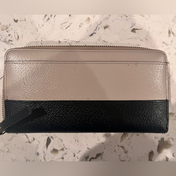 Kate Spade Zip Around Continental Wallet - Picture 2 of 5